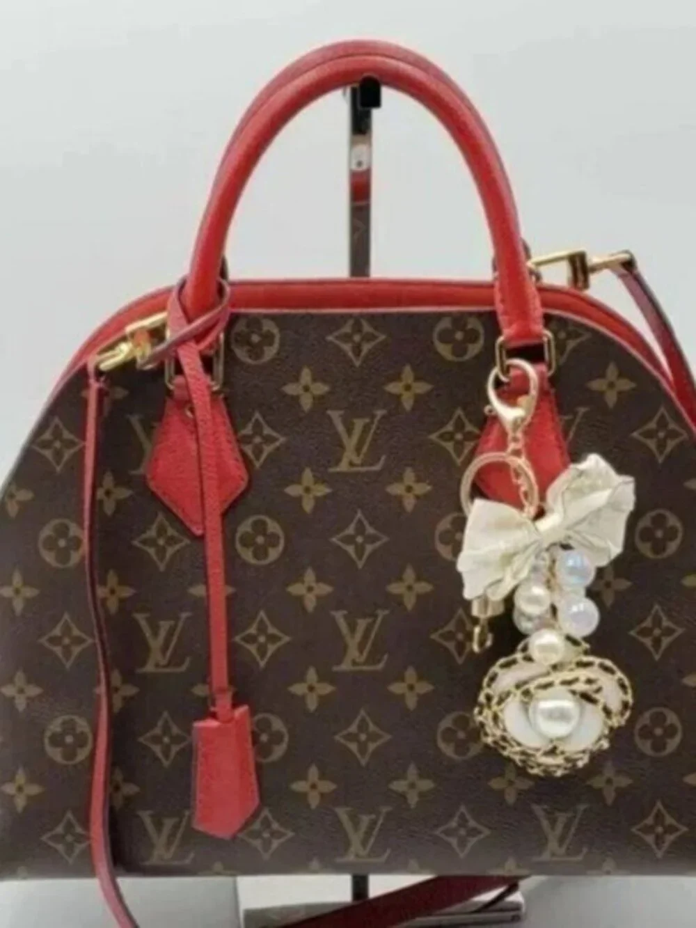 Louis Vuitton Gold Lock 🔒 Authentic LV Key + Unbranded Flower Baag Charm